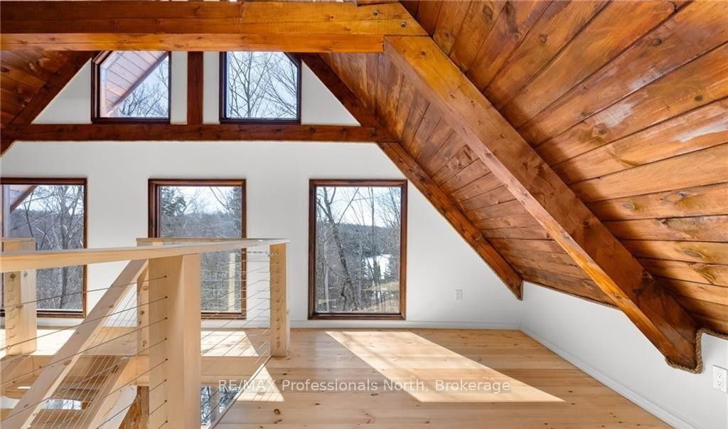 298 Angus Point Road Property Photo 22