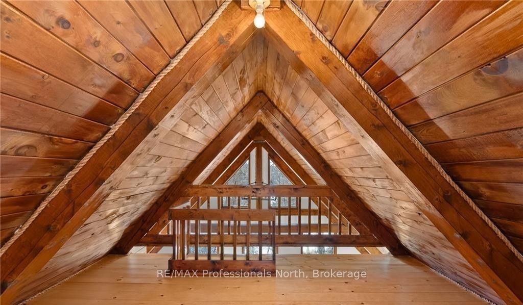 298 Angus Point Road Property Photo 27