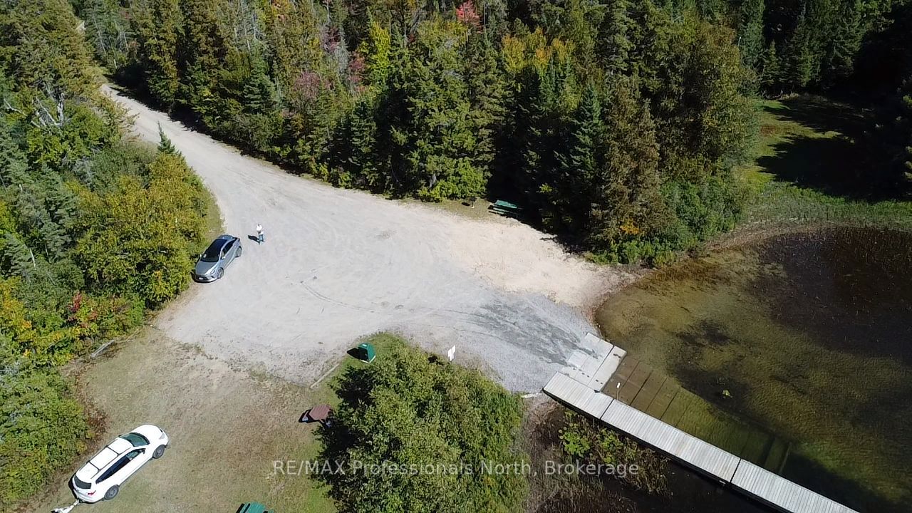 298 Angus Point Road Property Photo 41