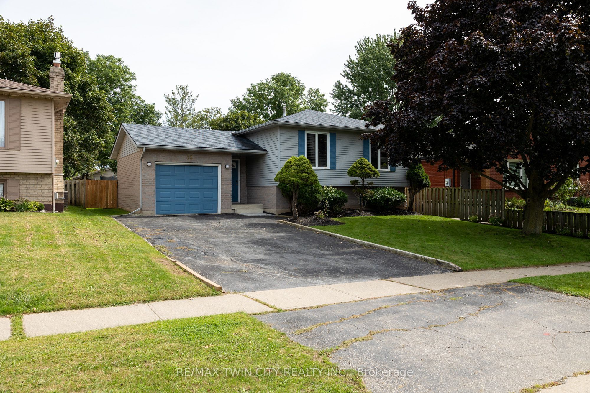 13 Forest Drive Property Photo 1