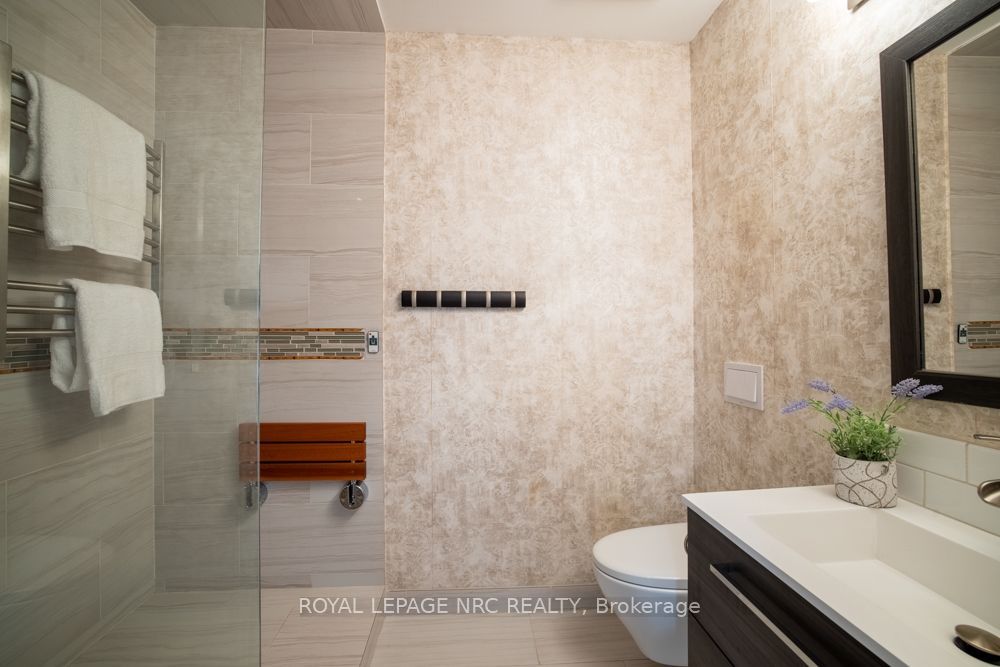 65 Dorchester Boulevard 48 Property Photo 19