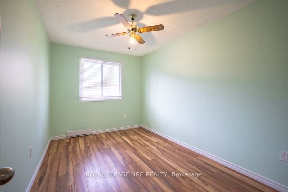 65 Dorchester Boulevard 48 Property Photo 23
