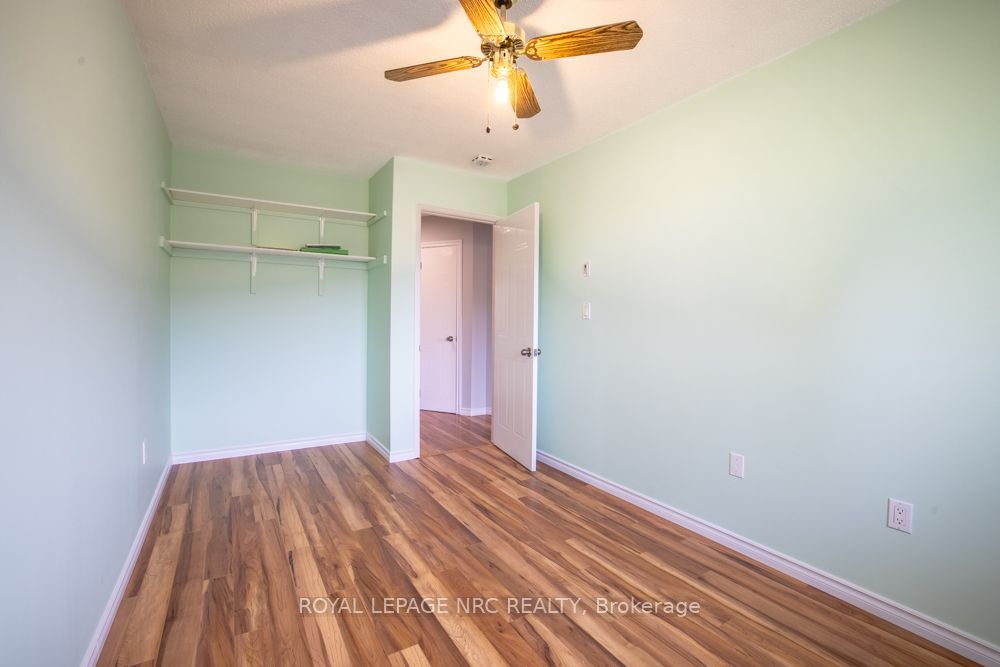 65 Dorchester Boulevard 48 Property Photo 24