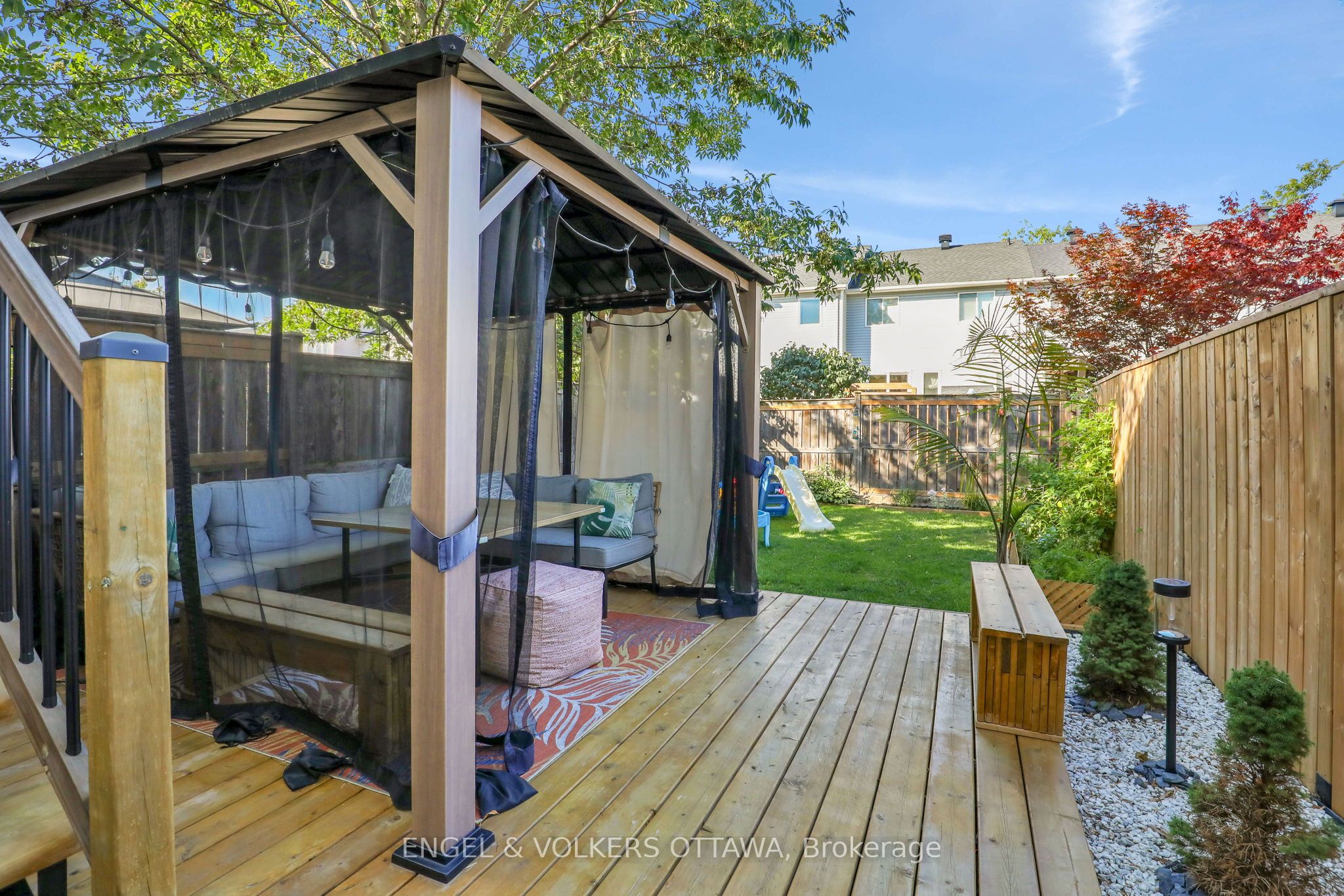 1632 Varennes Boulevard Property Photo 27