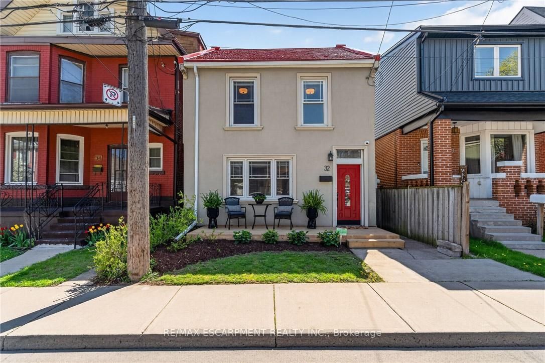 32 Magill Street Property Photo 3
