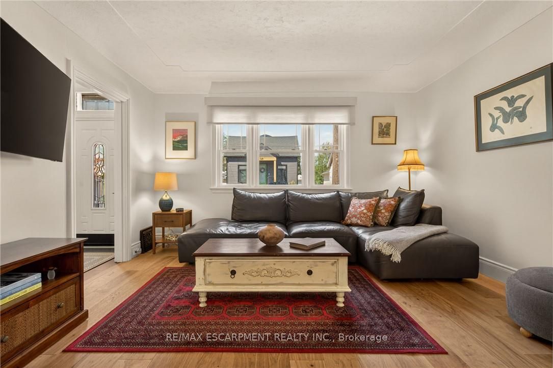 32 Magill Street Property Photo 6