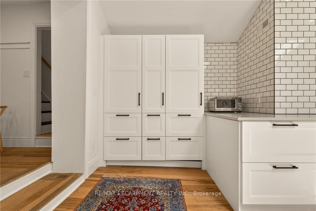 32 Magill Street Property Photo 17