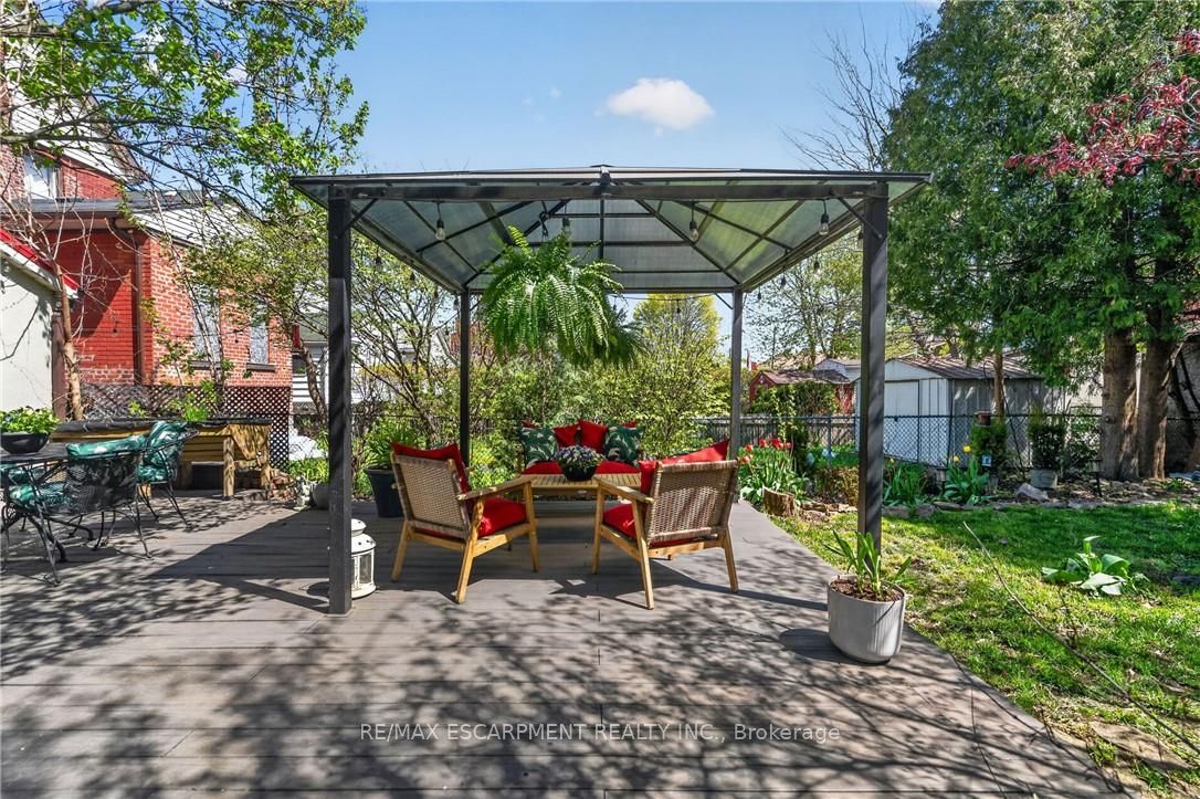 32 Magill Street Property Photo 40