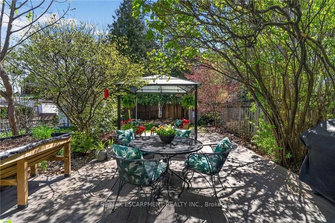 32 Magill Street Property Photo 43