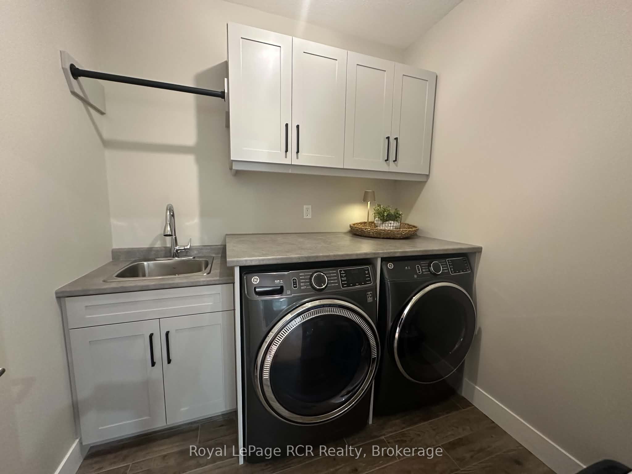 9 Sunset Place Property Photo 18