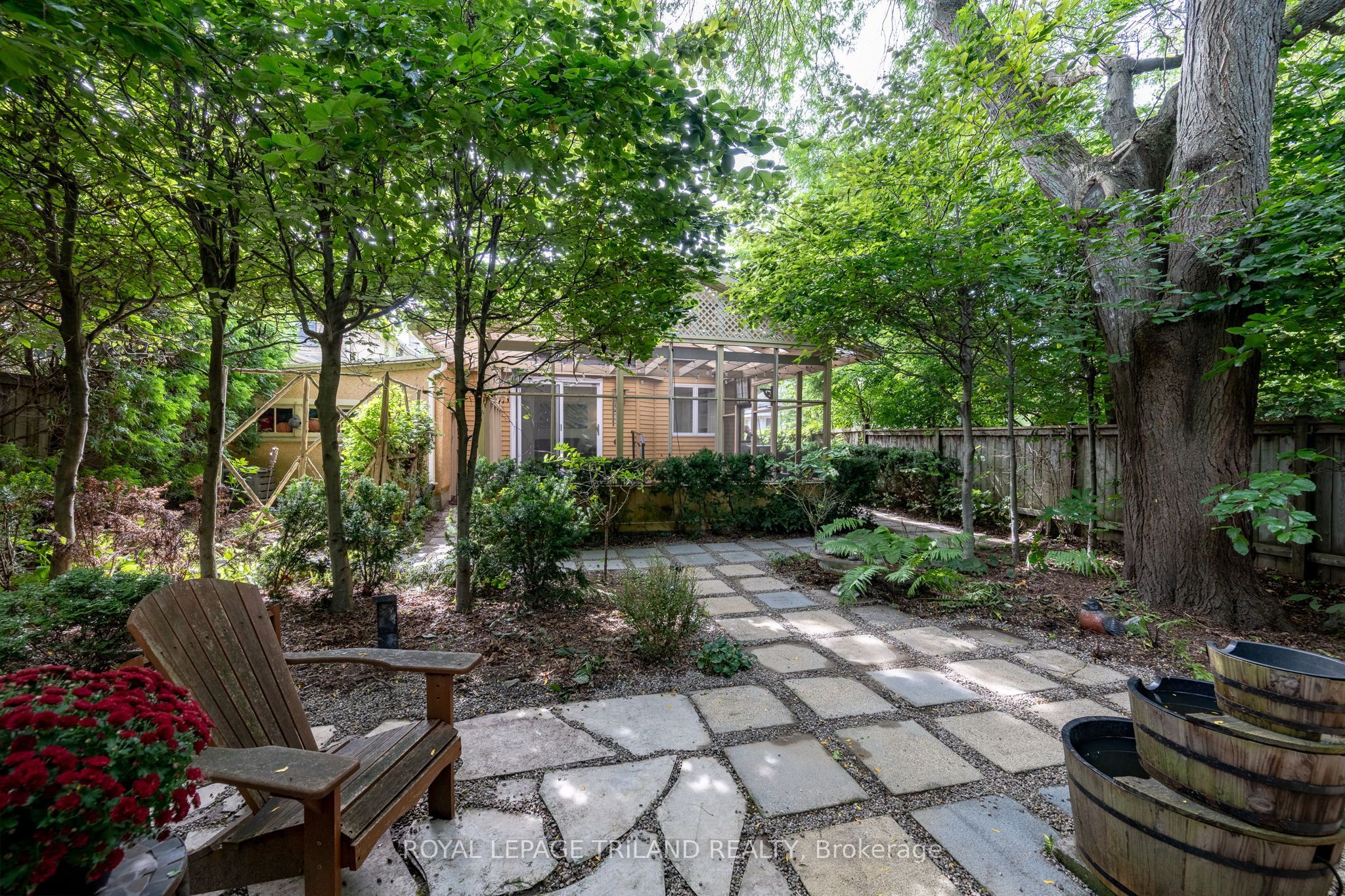126 Sydenham Street Property Photo 35