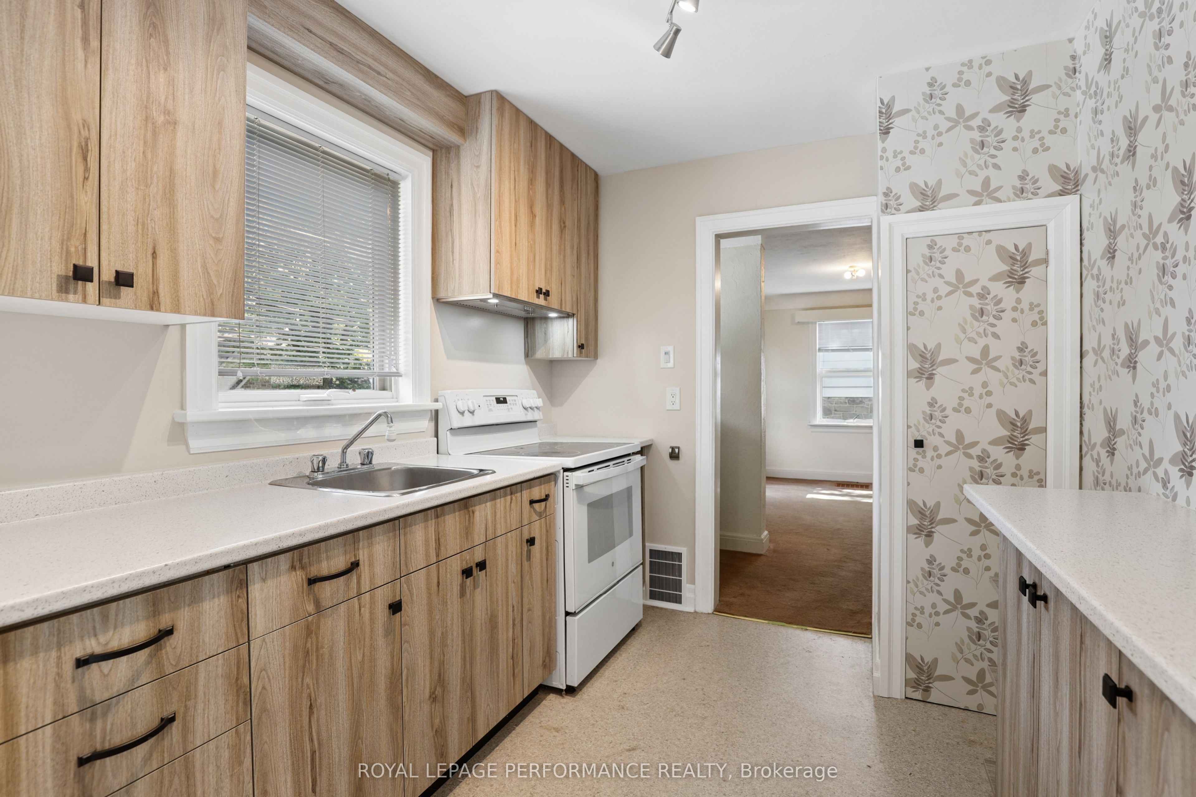 85 Noel Street Property Photo 8