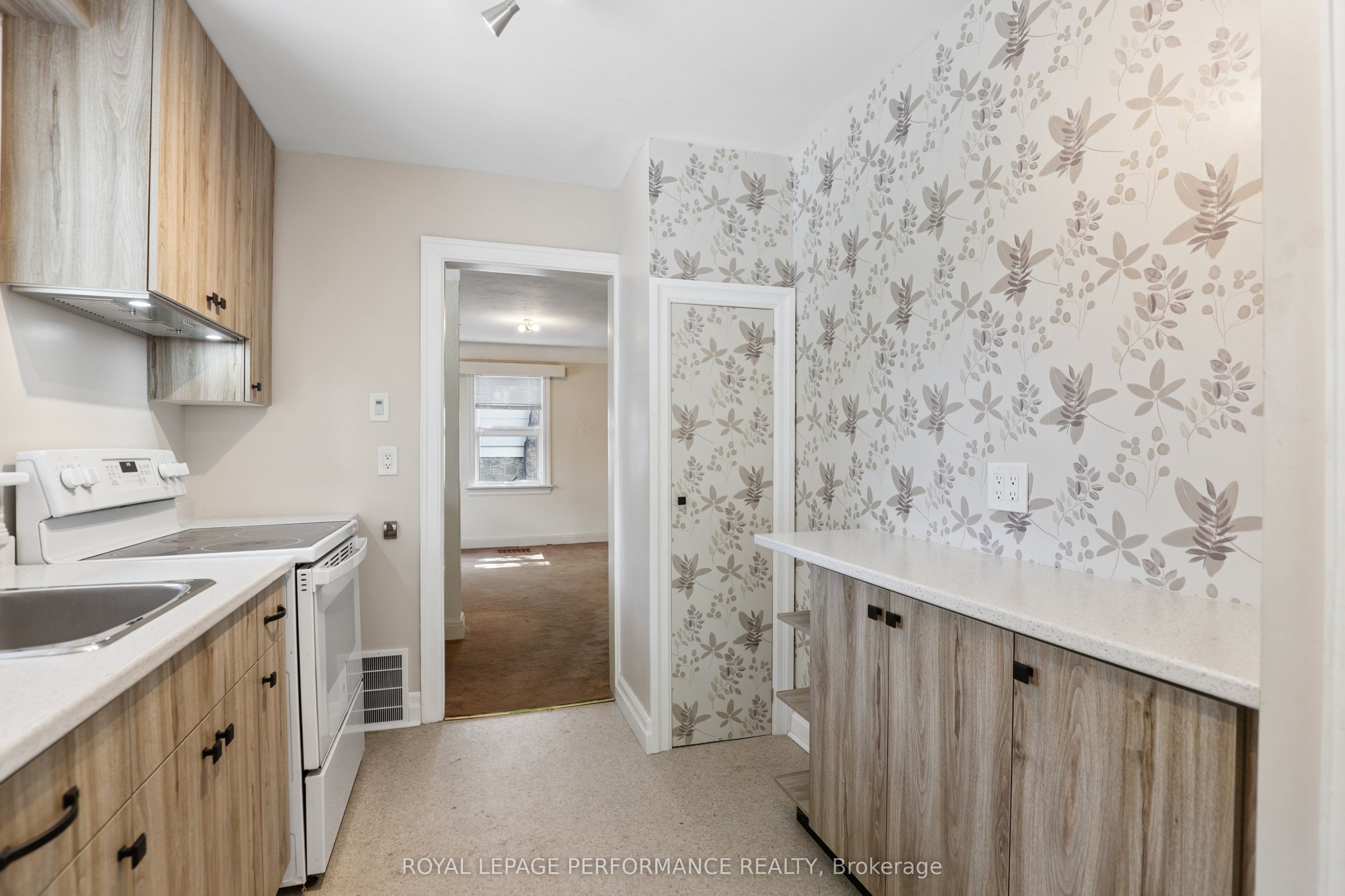 85 Noel Street Property Photo 9
