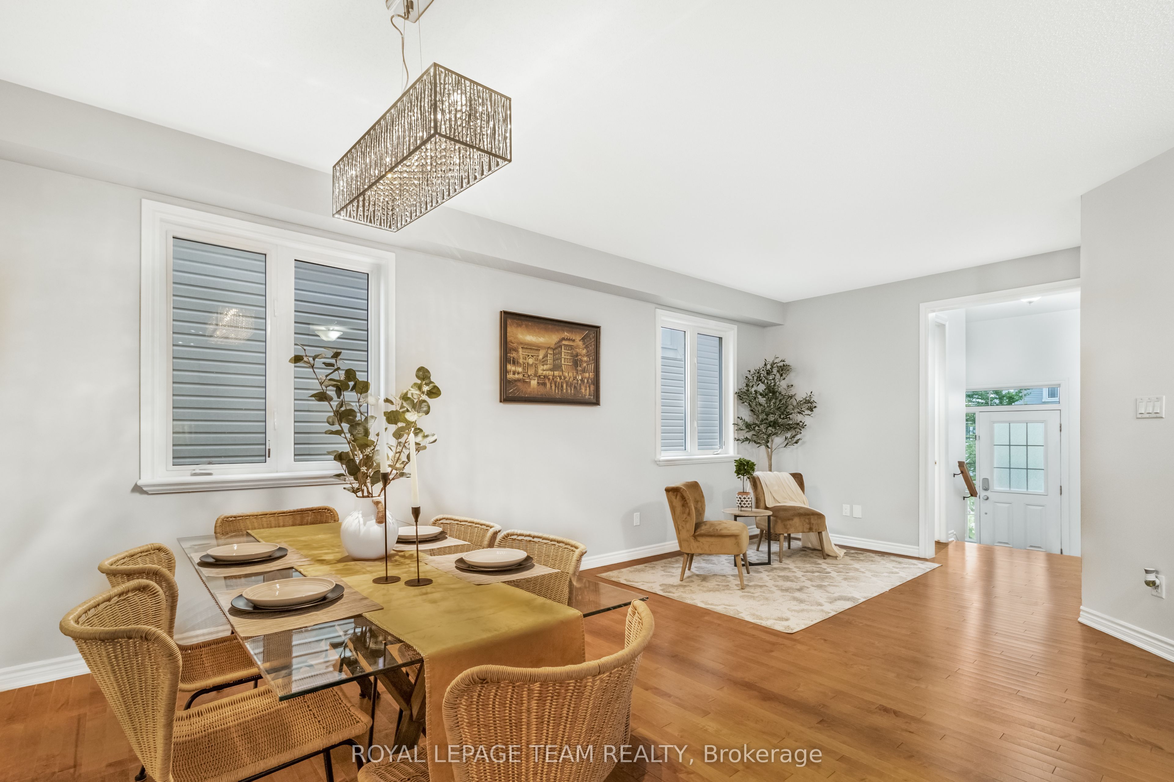 57 Crownridge Drive Property Photo 8