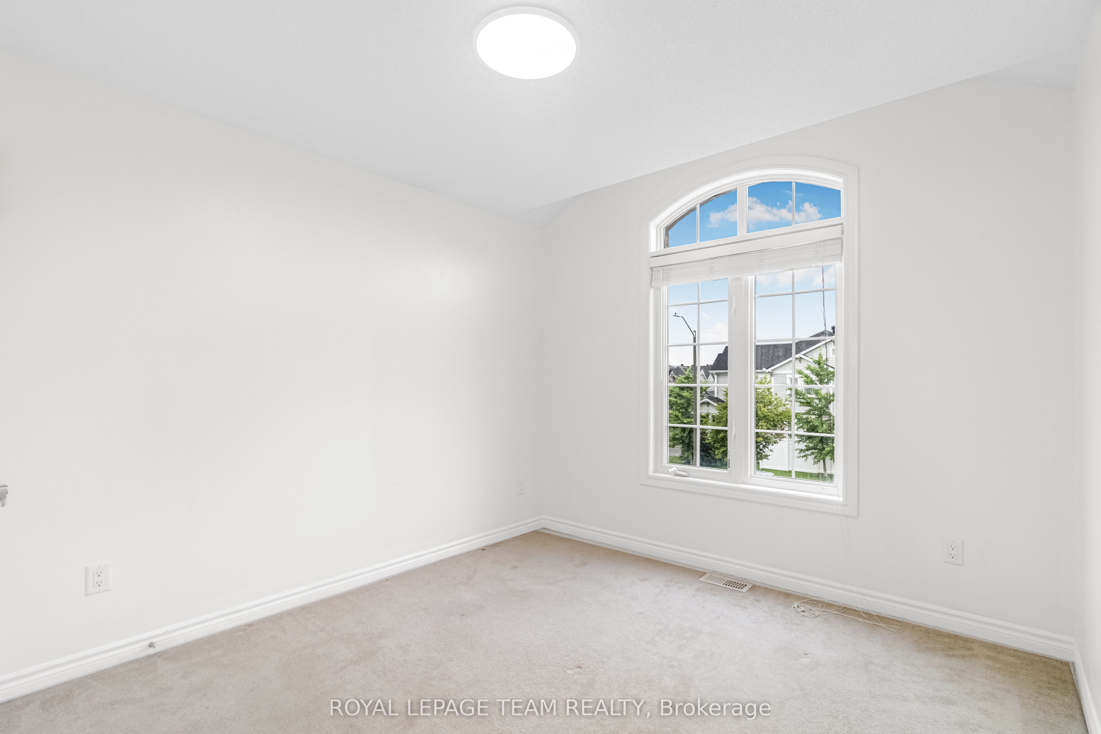 57 Crownridge Drive Property Photo 33