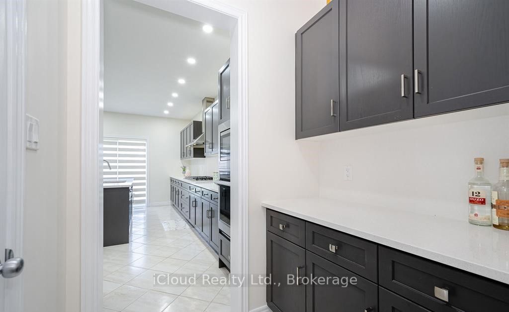 44 Macalister Boulevard Property Photo 7