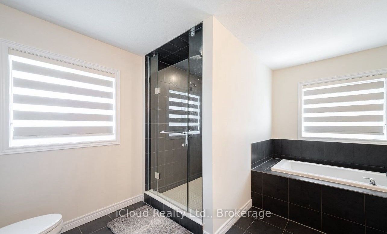 44 Macalister Boulevard Property Photo 15