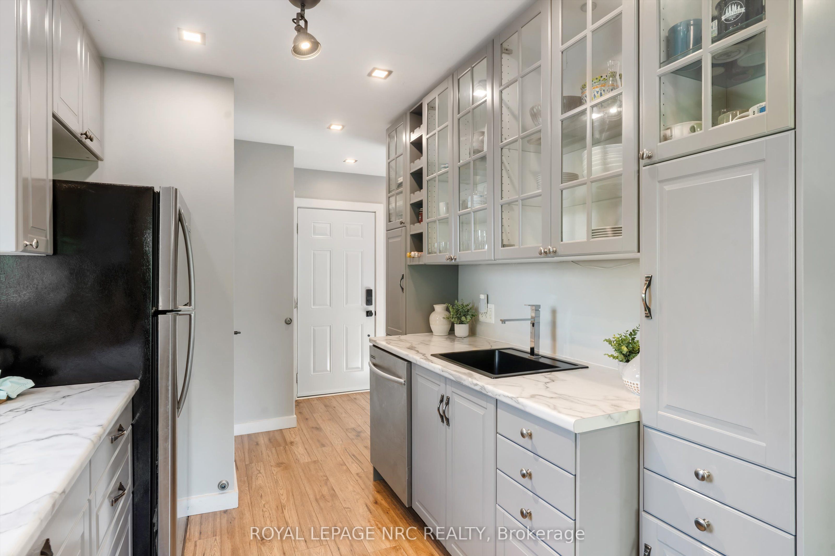 7 Vivian Avenue Property Photo 7