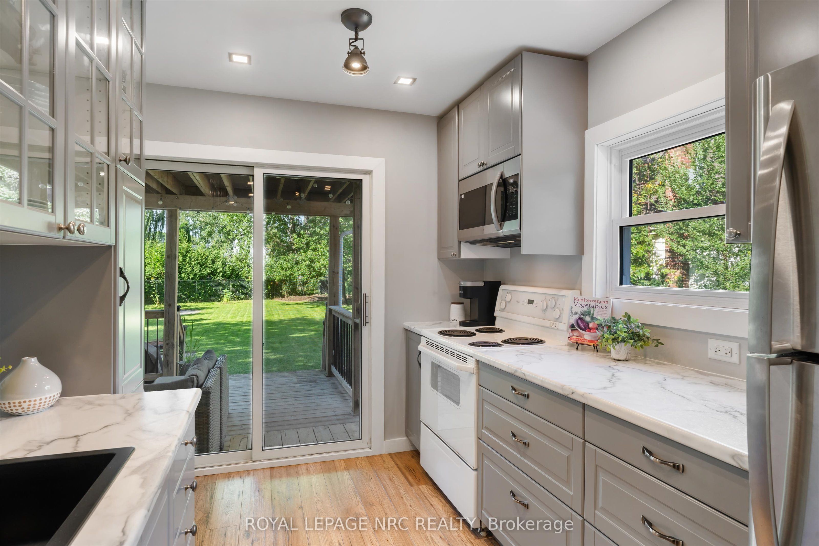 7 Vivian Avenue Property Photo 8