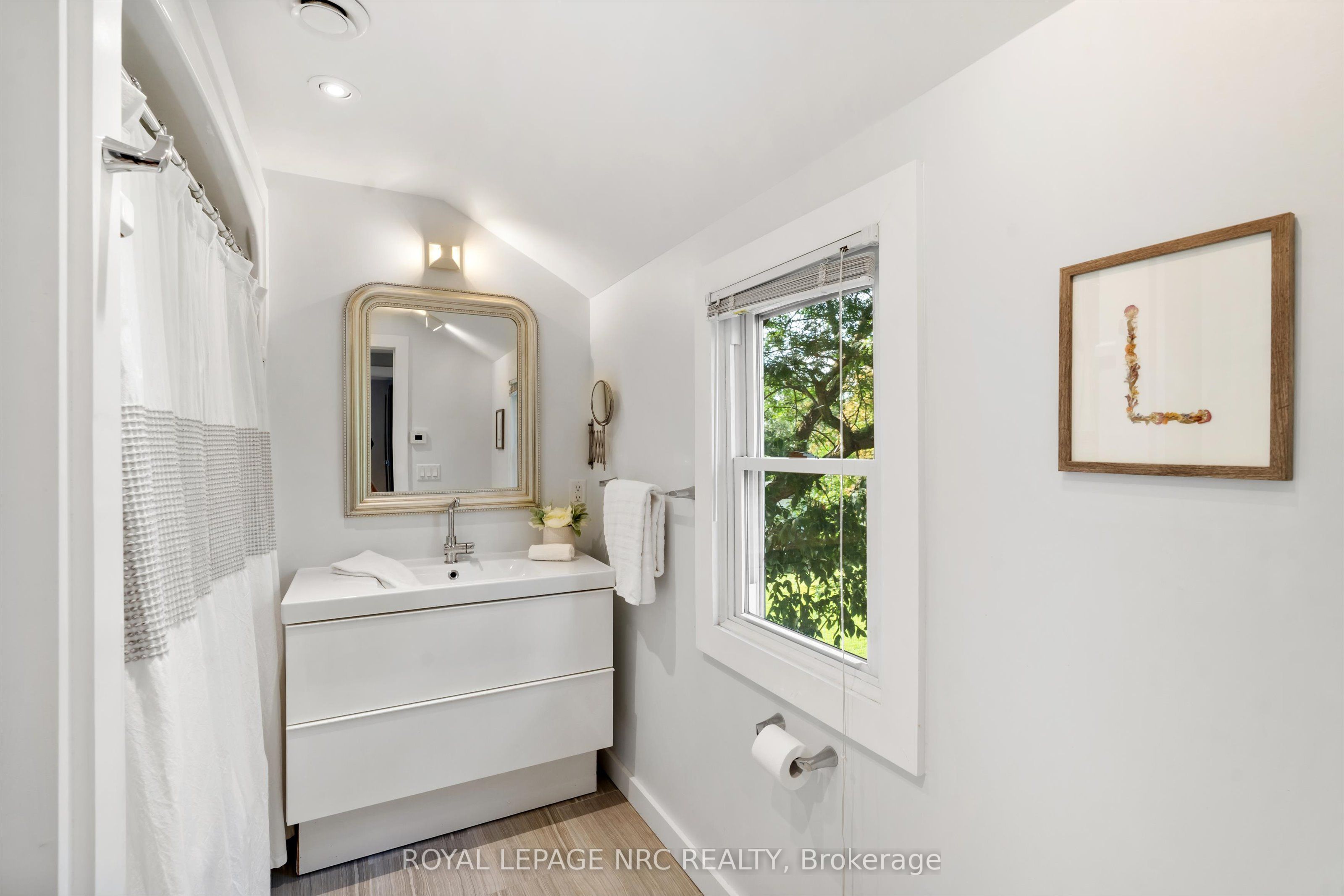 7 Vivian Avenue Property Photo 19