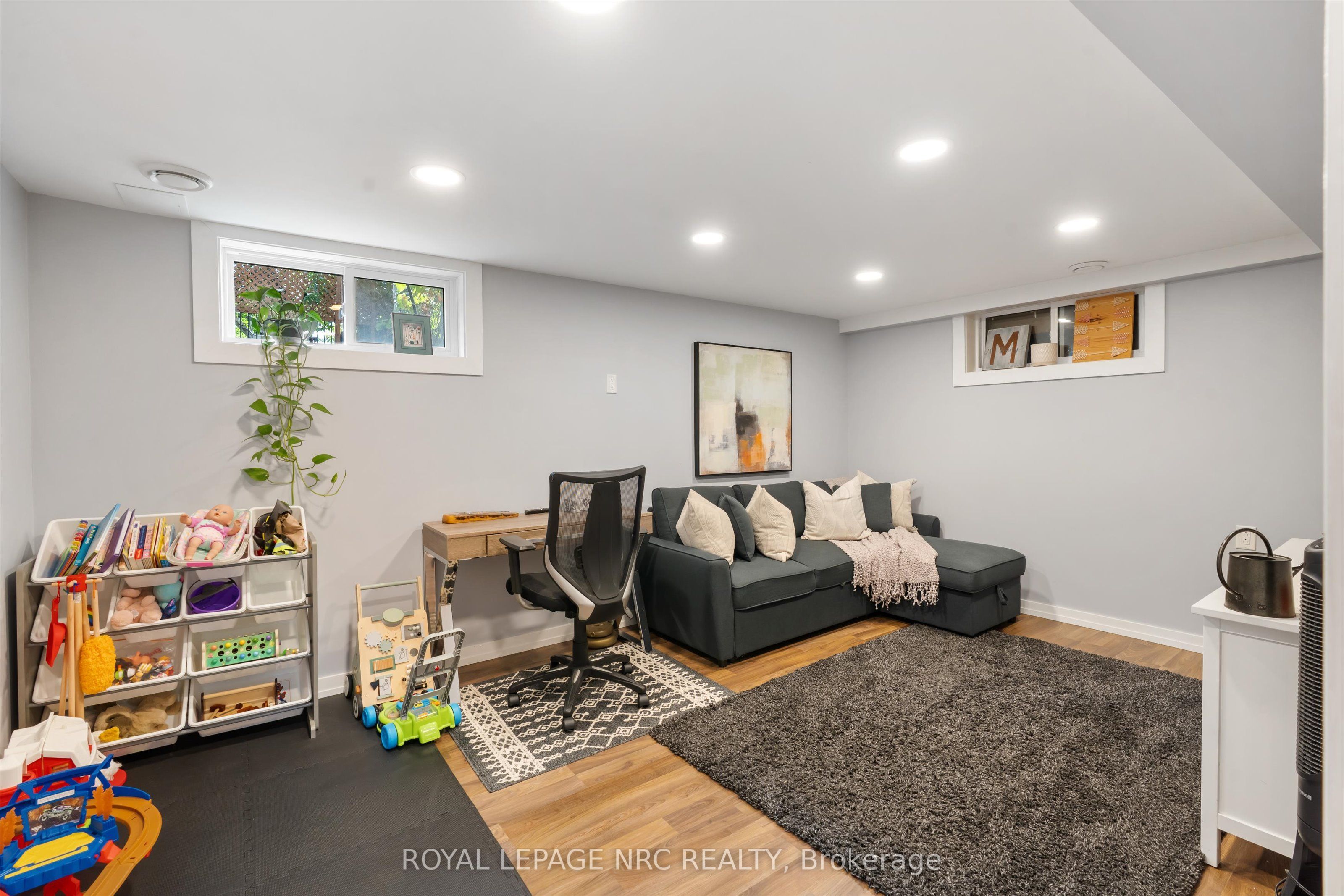 7 Vivian Avenue Property Photo 24