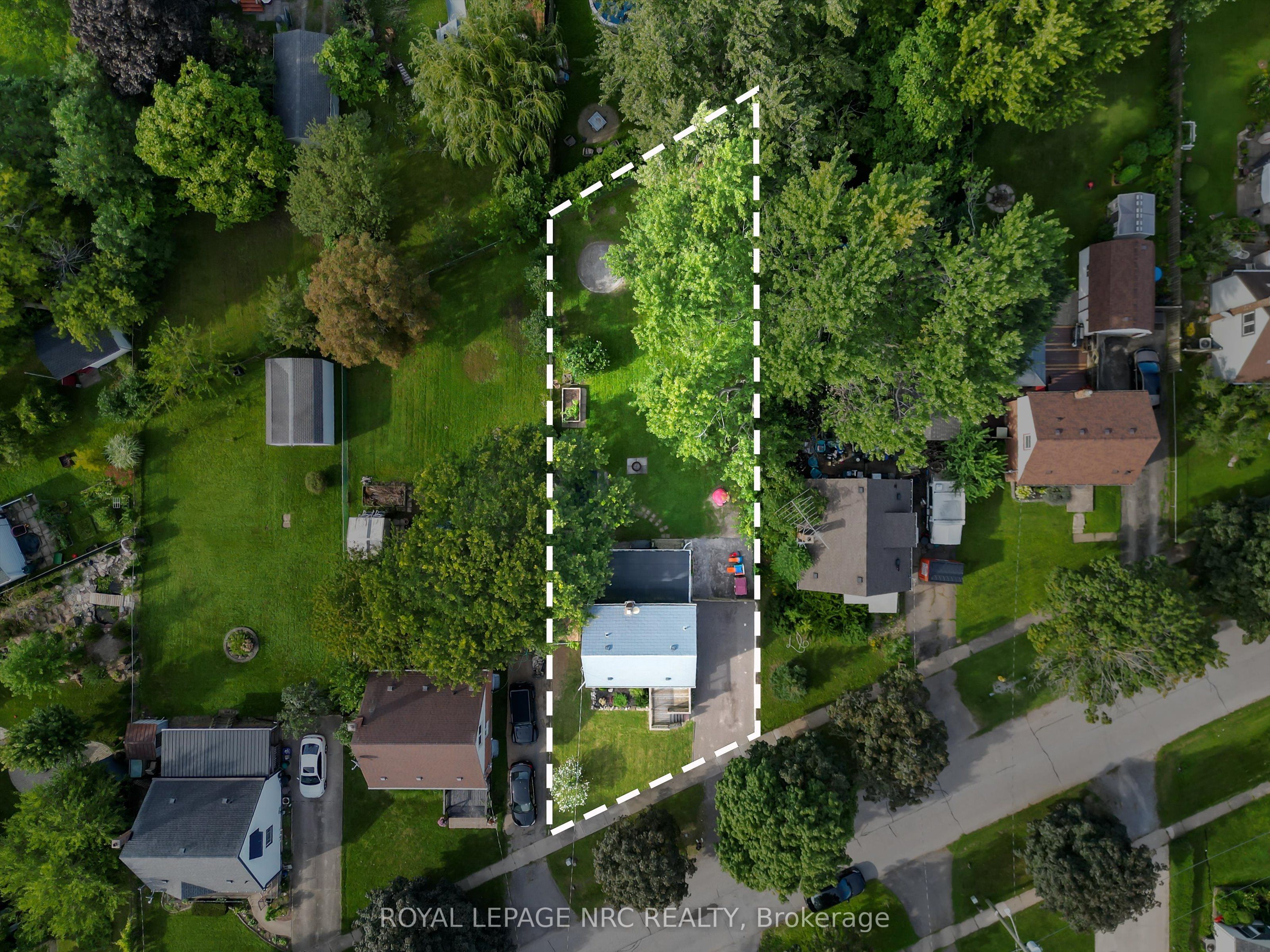 7 Vivian Avenue Property Photo 40