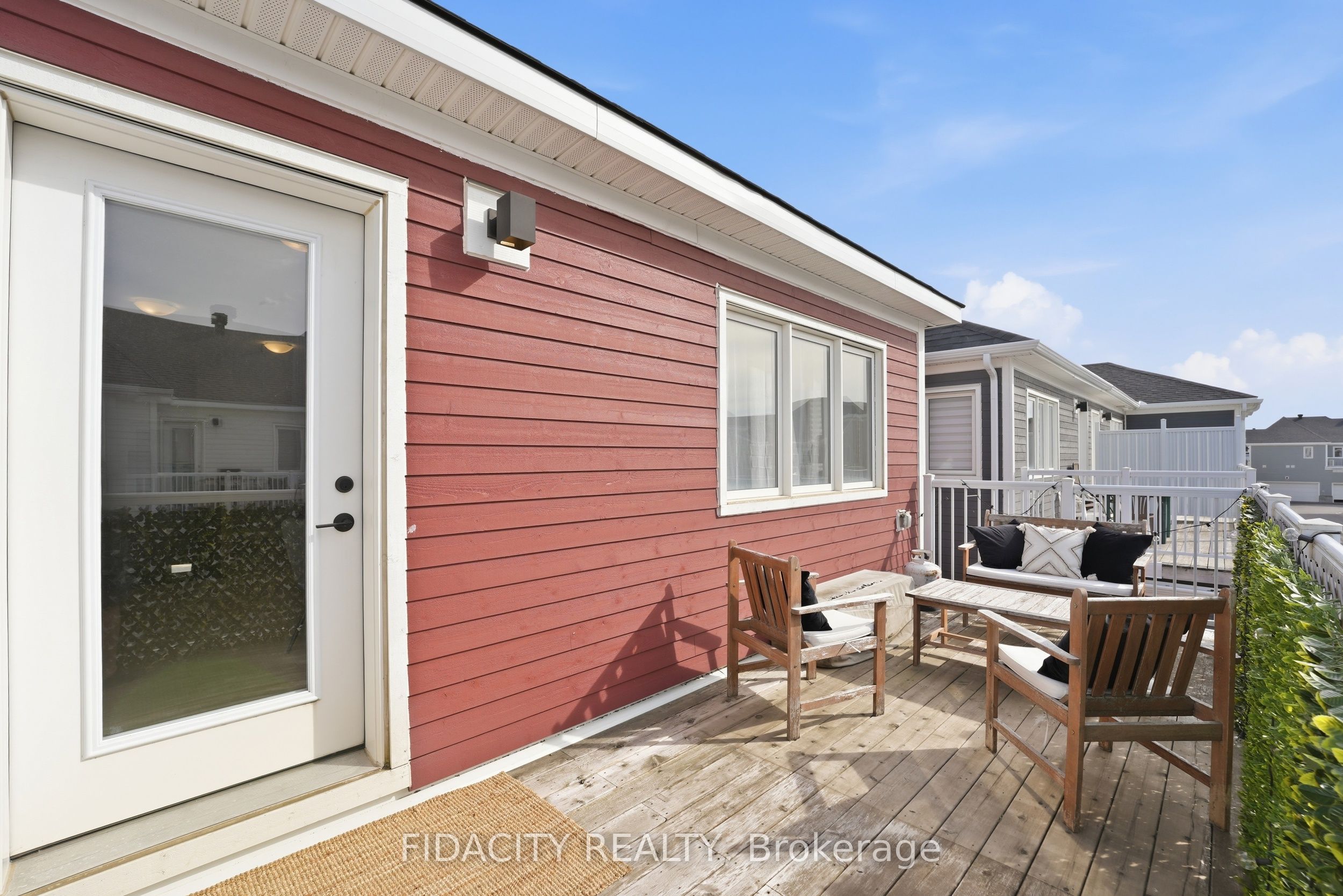 6333 Perth Street Property Photo 36