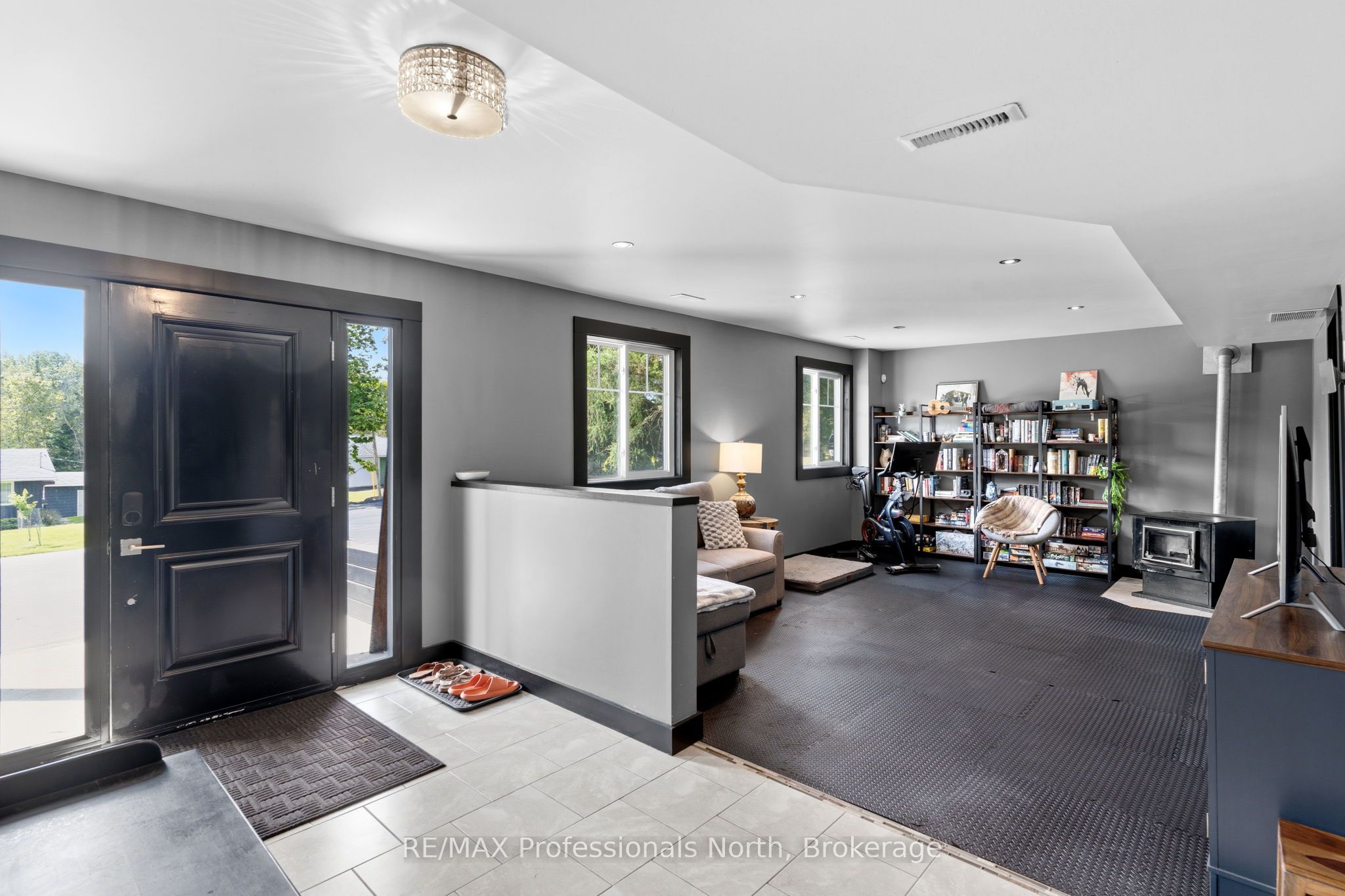 53 Harmony Road Property Photo 6