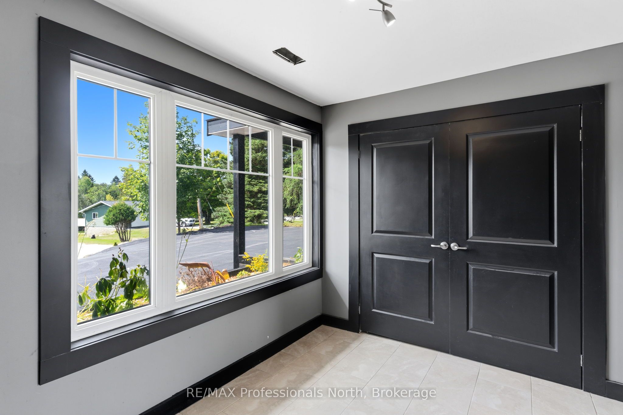 53 Harmony Road Property Photo 11