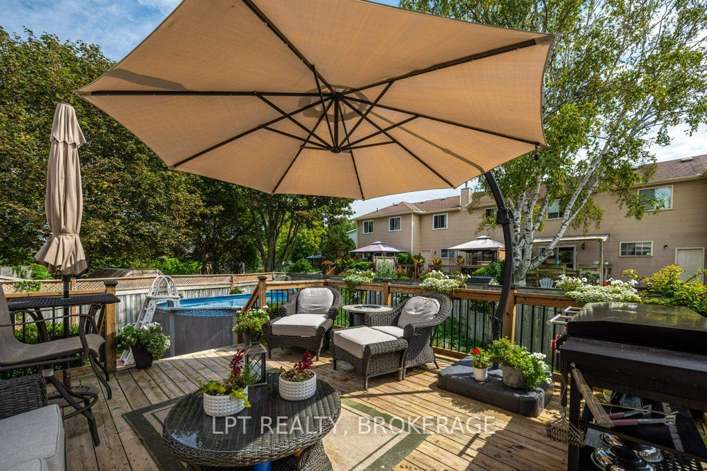 780 Muirfield Crescent Property Photo 4