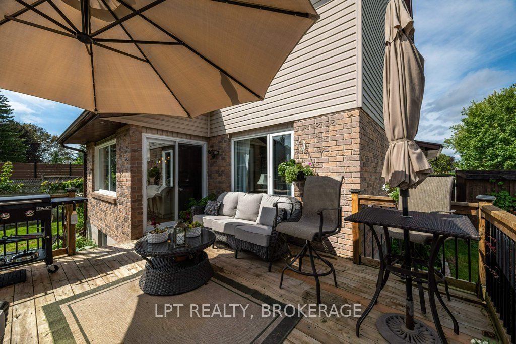 780 Muirfield Crescent Property Photo 7