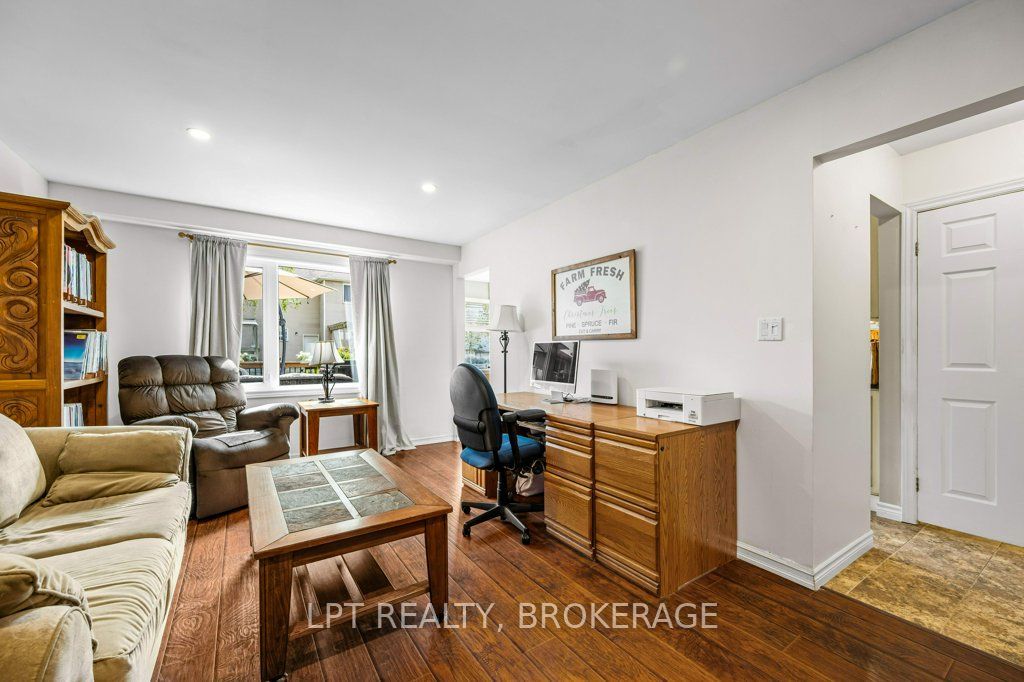 780 Muirfield Crescent Property Photo 18