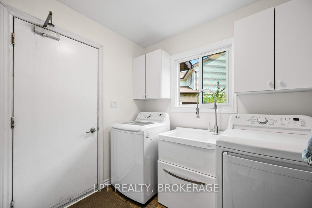 780 Muirfield Crescent Property Photo 20