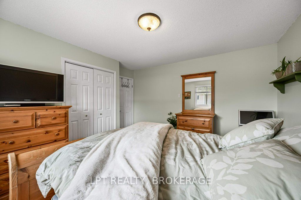 780 Muirfield Crescent Property Photo 28