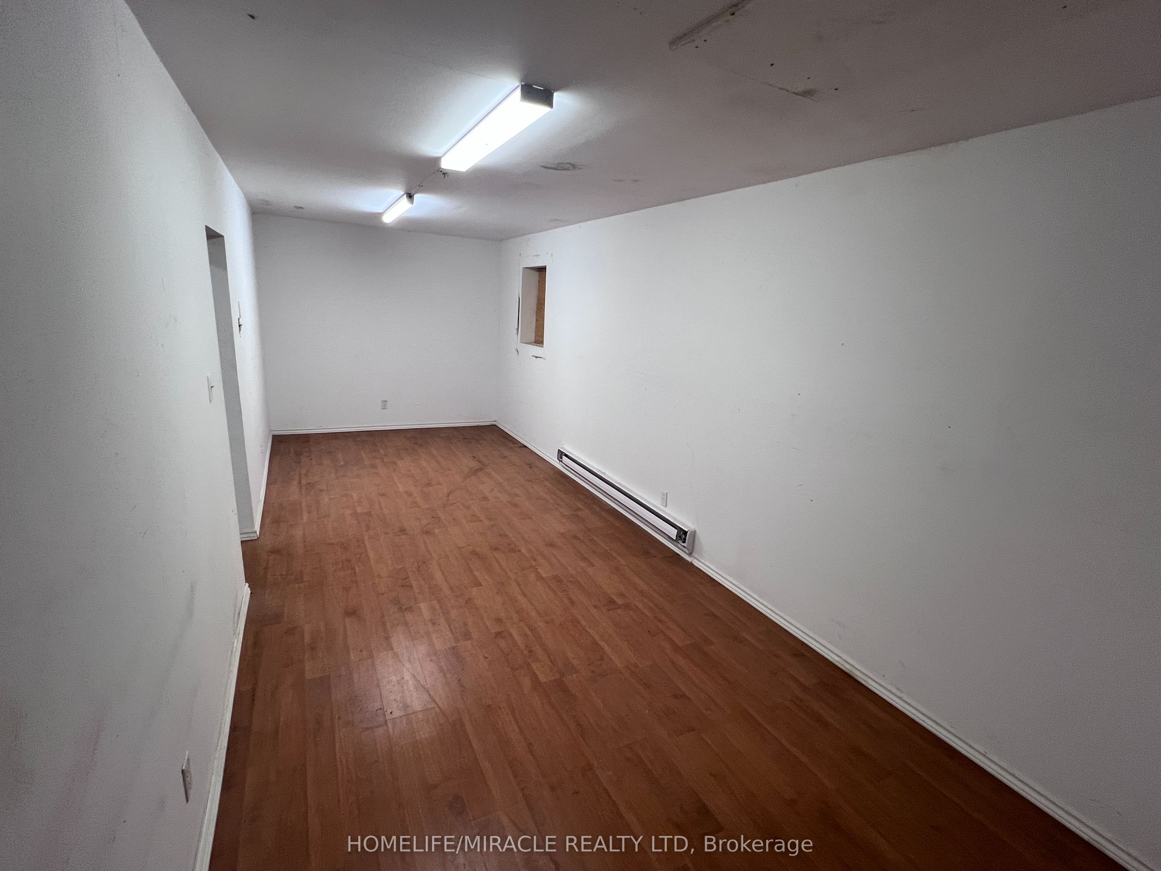 5470 Lewis Avenue Property Photo 8