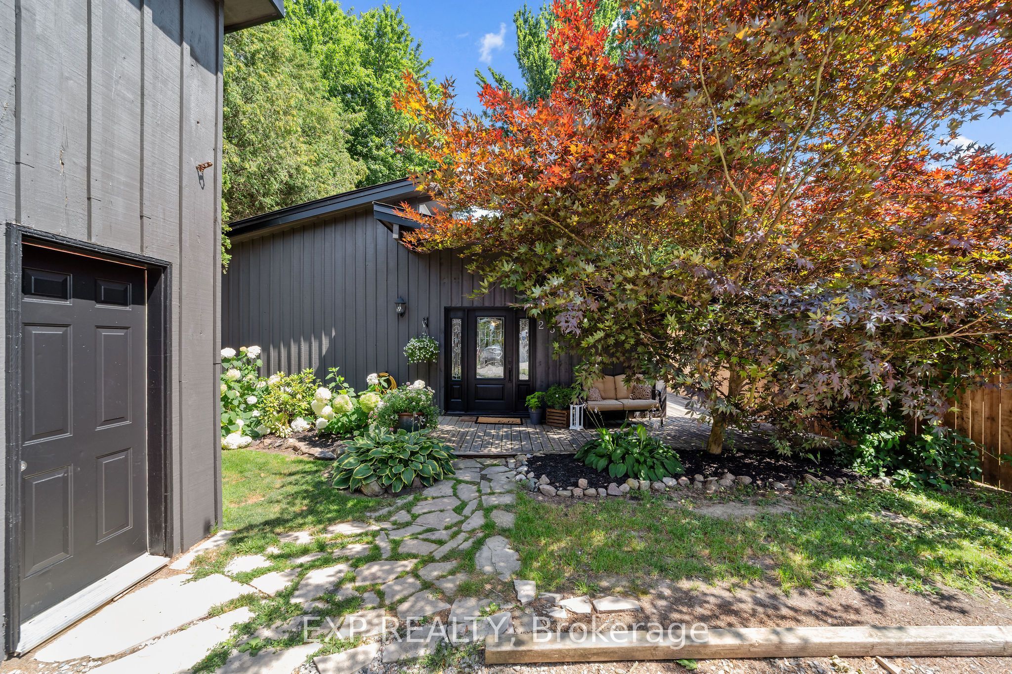 250 Orchard Avenue Property Photo 1