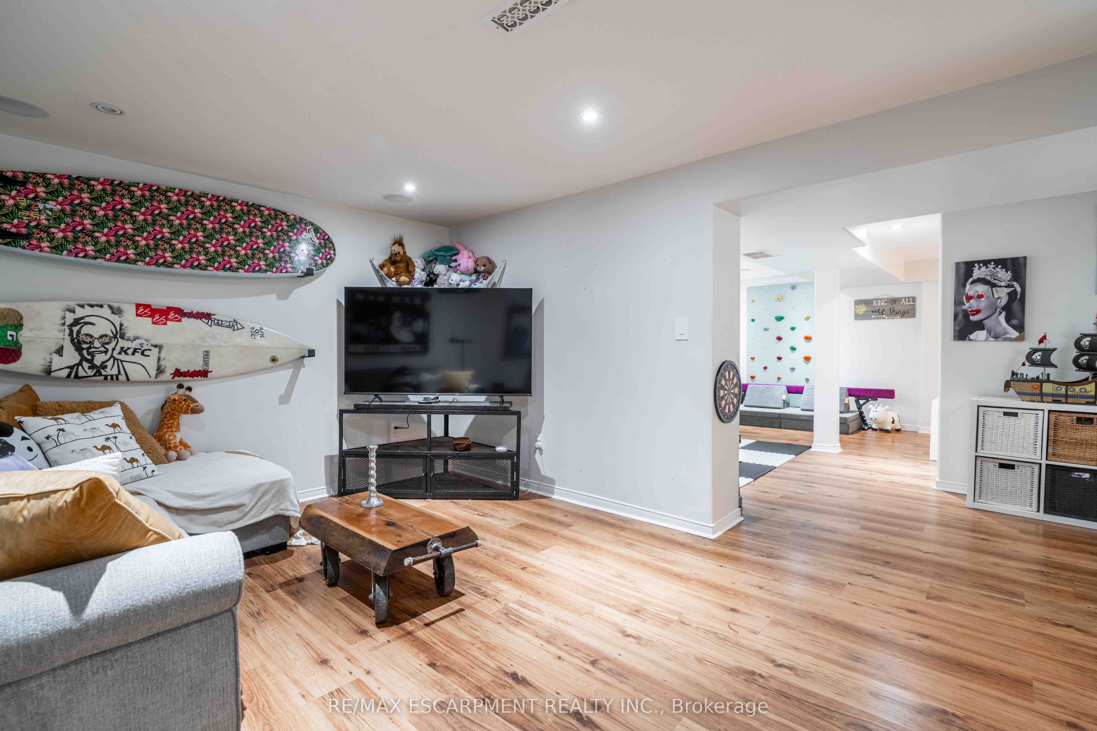 136 Braemar Avenue Property Photo 31
