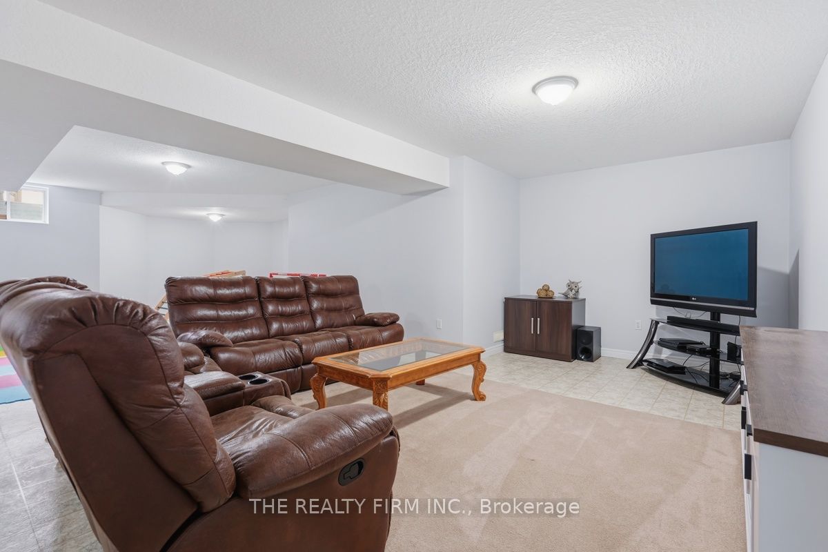 55 Farmhouse Road Property Photo 34