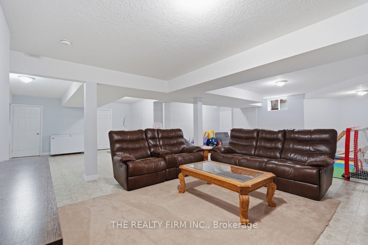 55 Farmhouse Road Property Photo 35