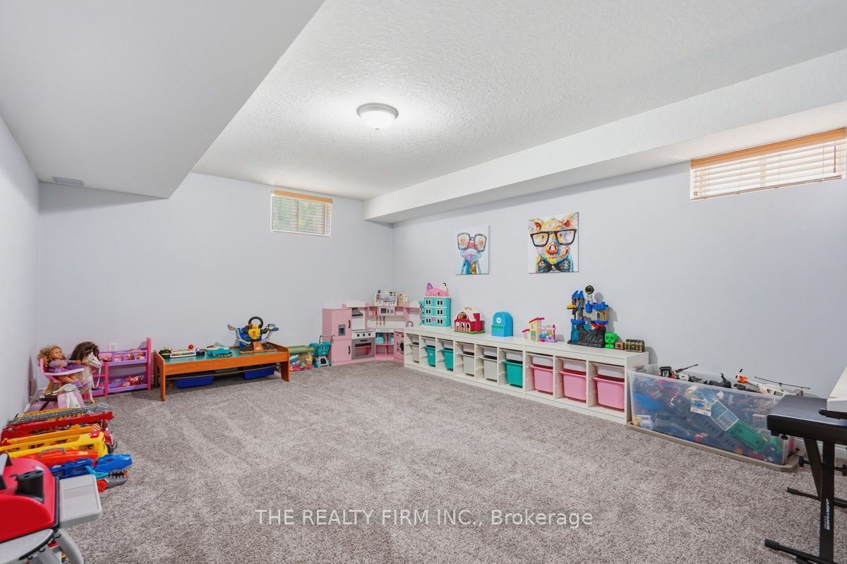 55 Farmhouse Road Property Photo 38