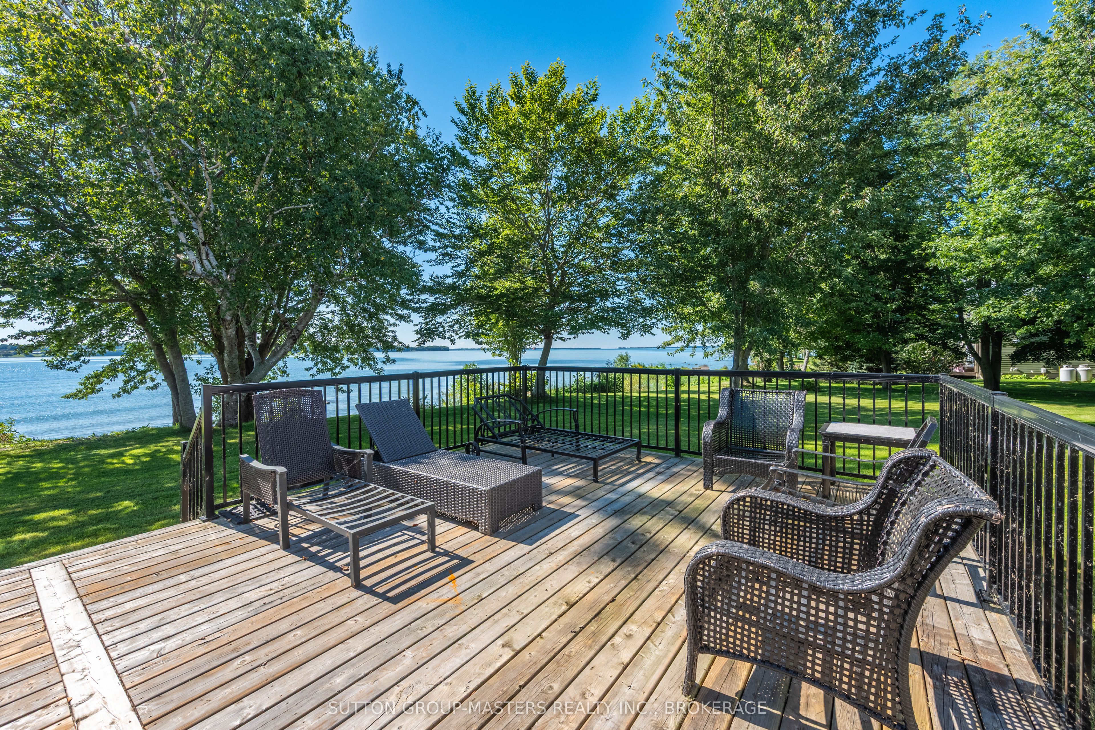 175 Pleasure Pt. Lane Property Photo 11