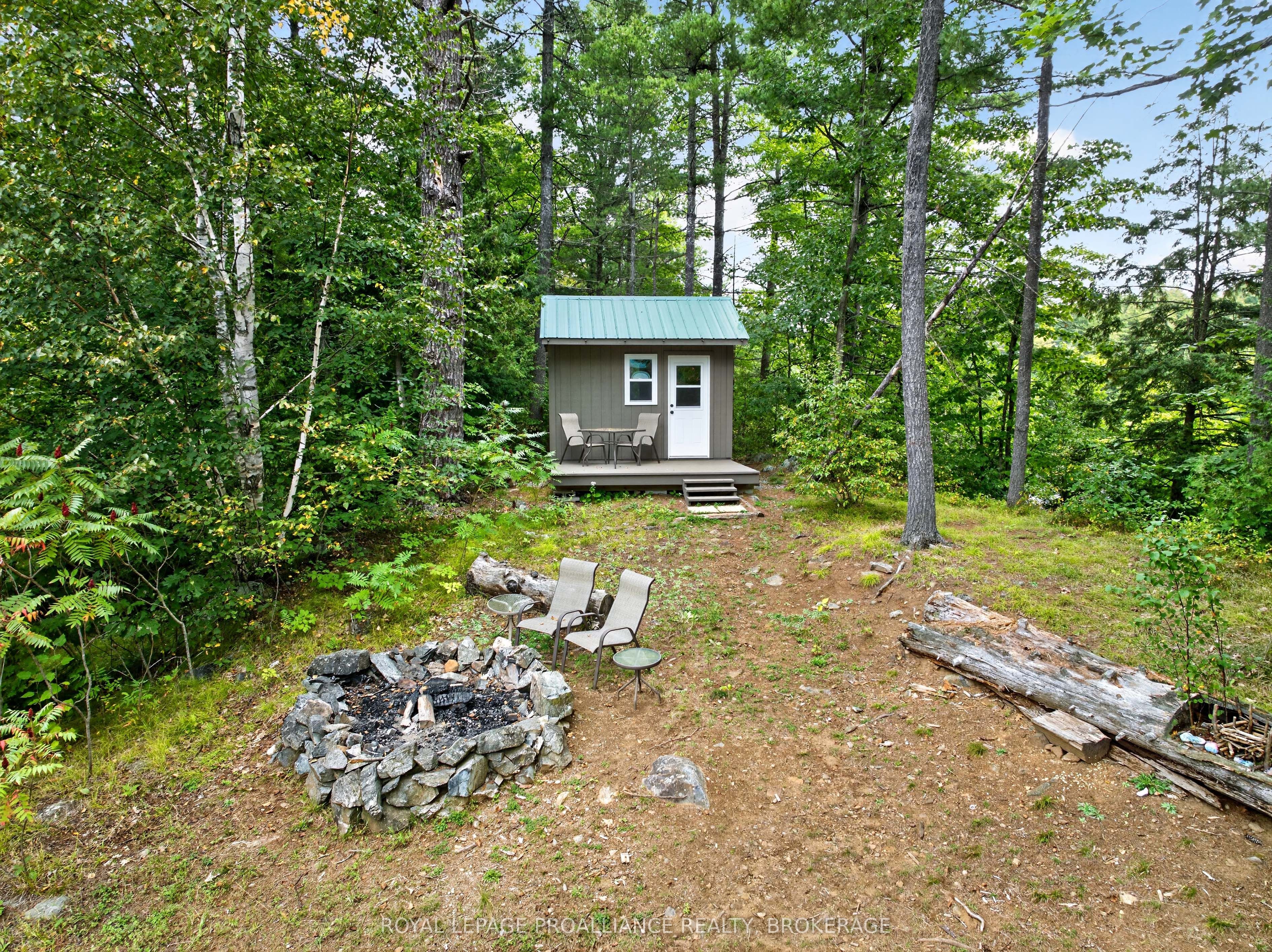 1187 Louden Lane Property Photo 8