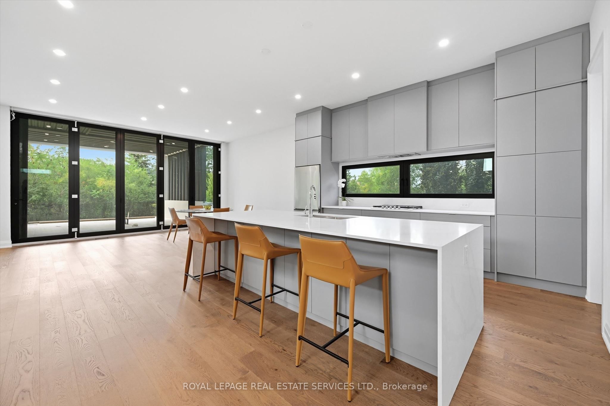 36 Windemere Road Property Photo 14