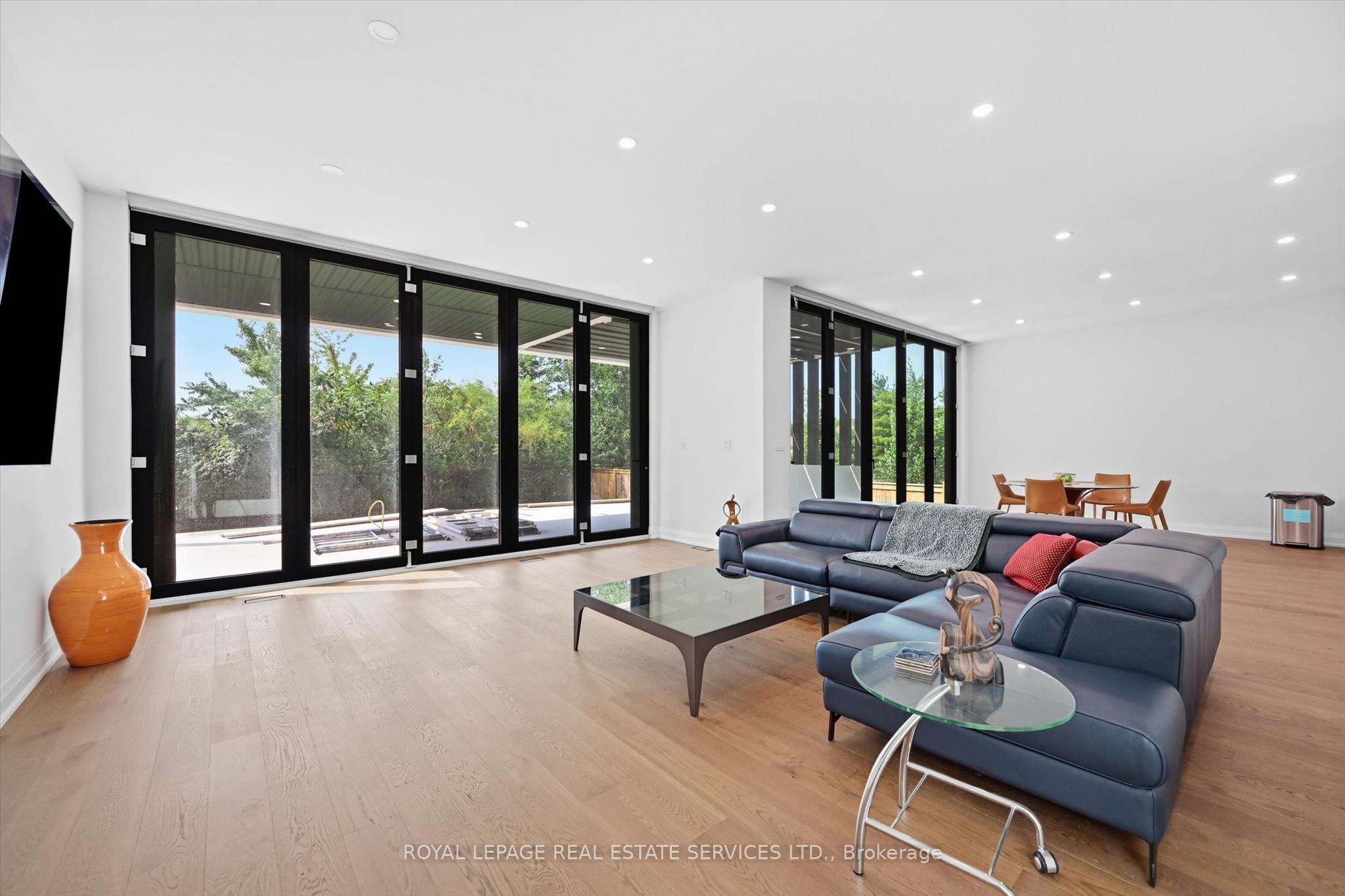 36 Windemere Road Property Photo 18