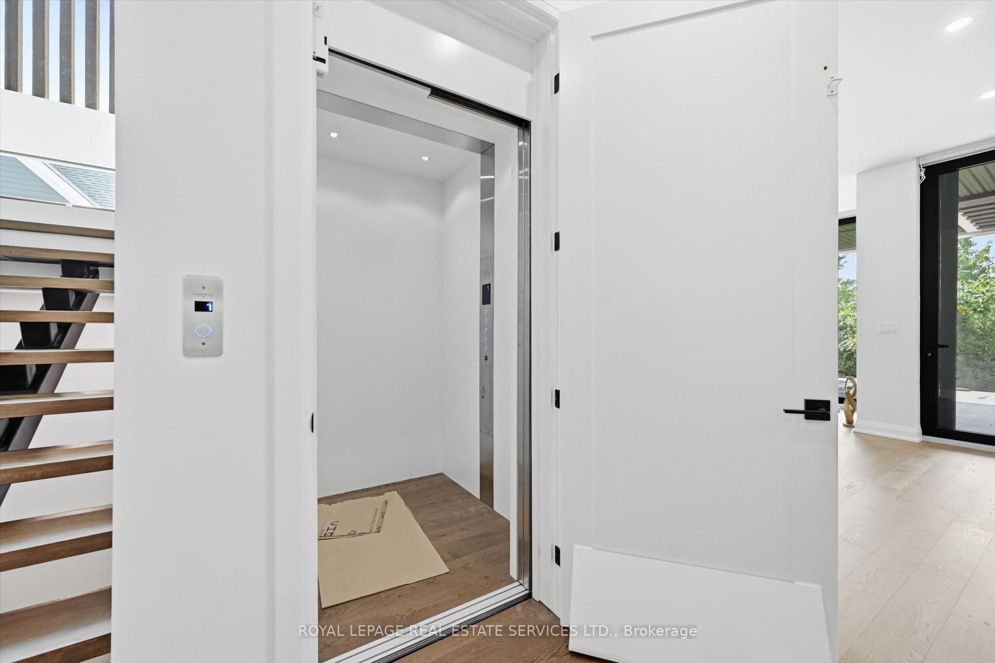 36 Windemere Road Property Photo 20