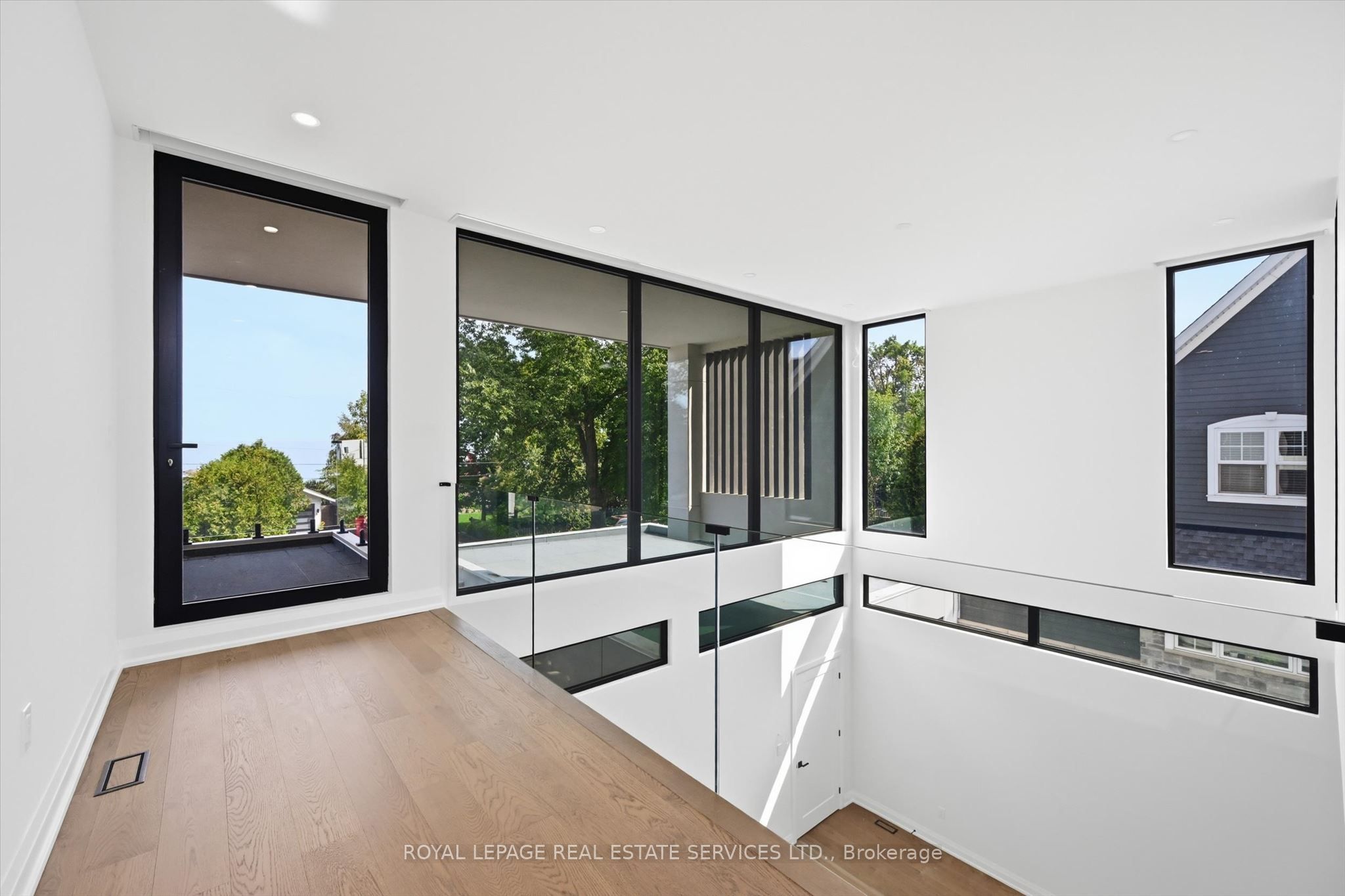36 Windemere Road Property Photo 22