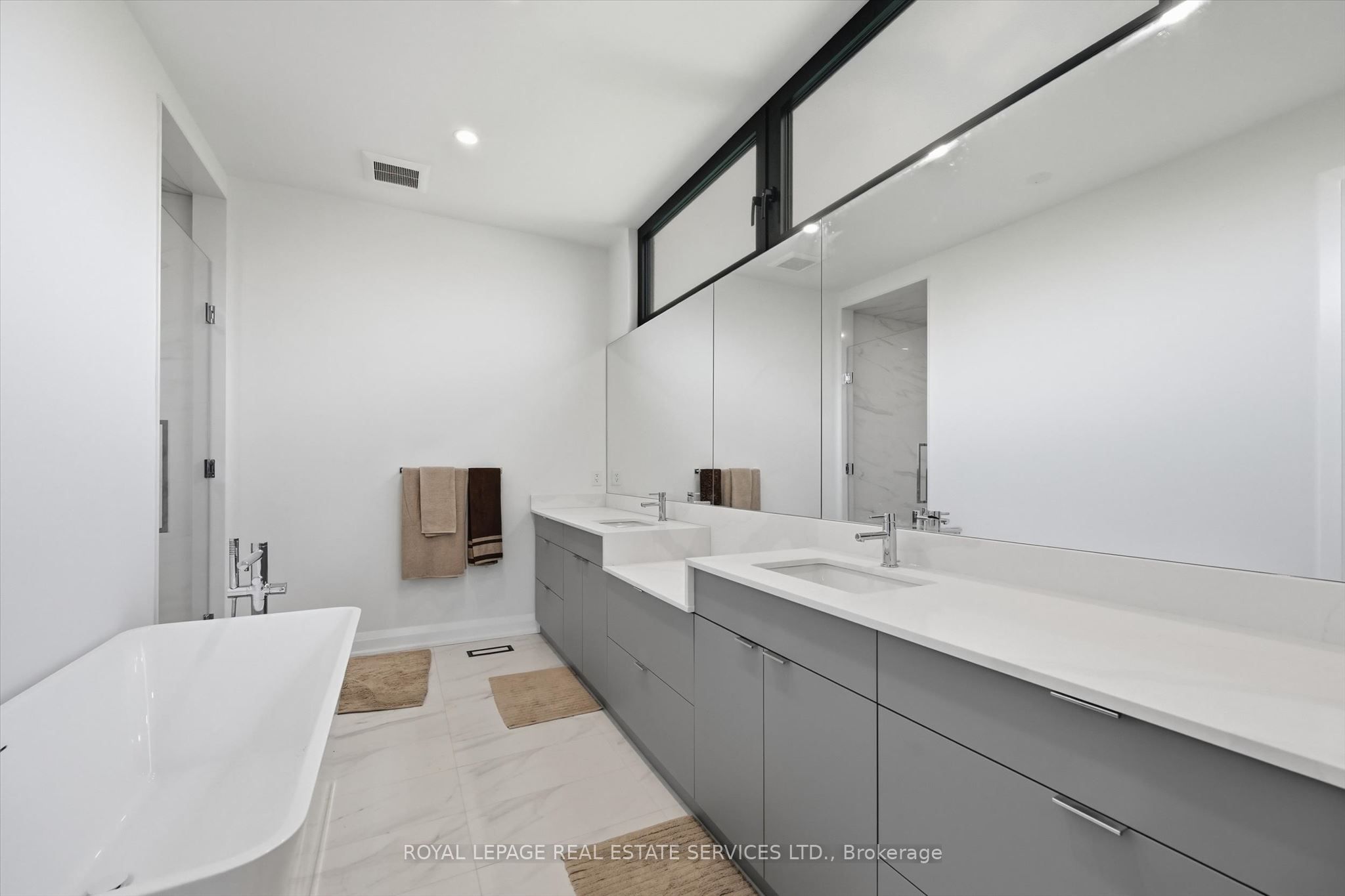 36 Windemere Road Property Photo 26