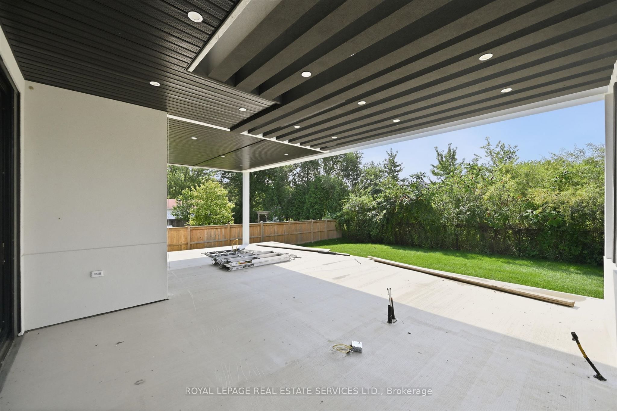 36 Windemere Road Property Photo 45