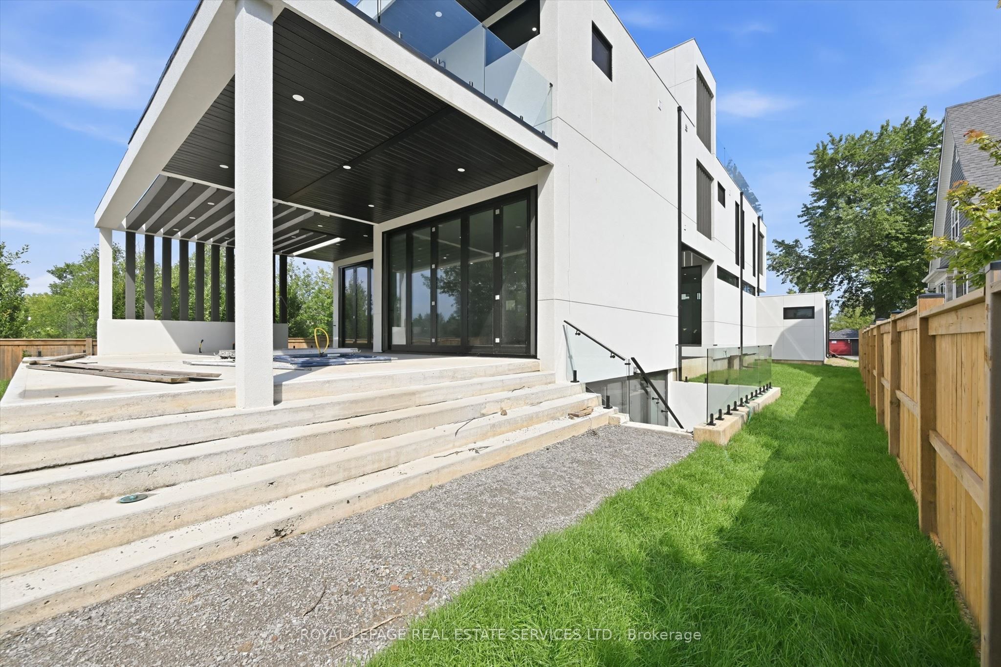 36 Windemere Road Property Photo 46