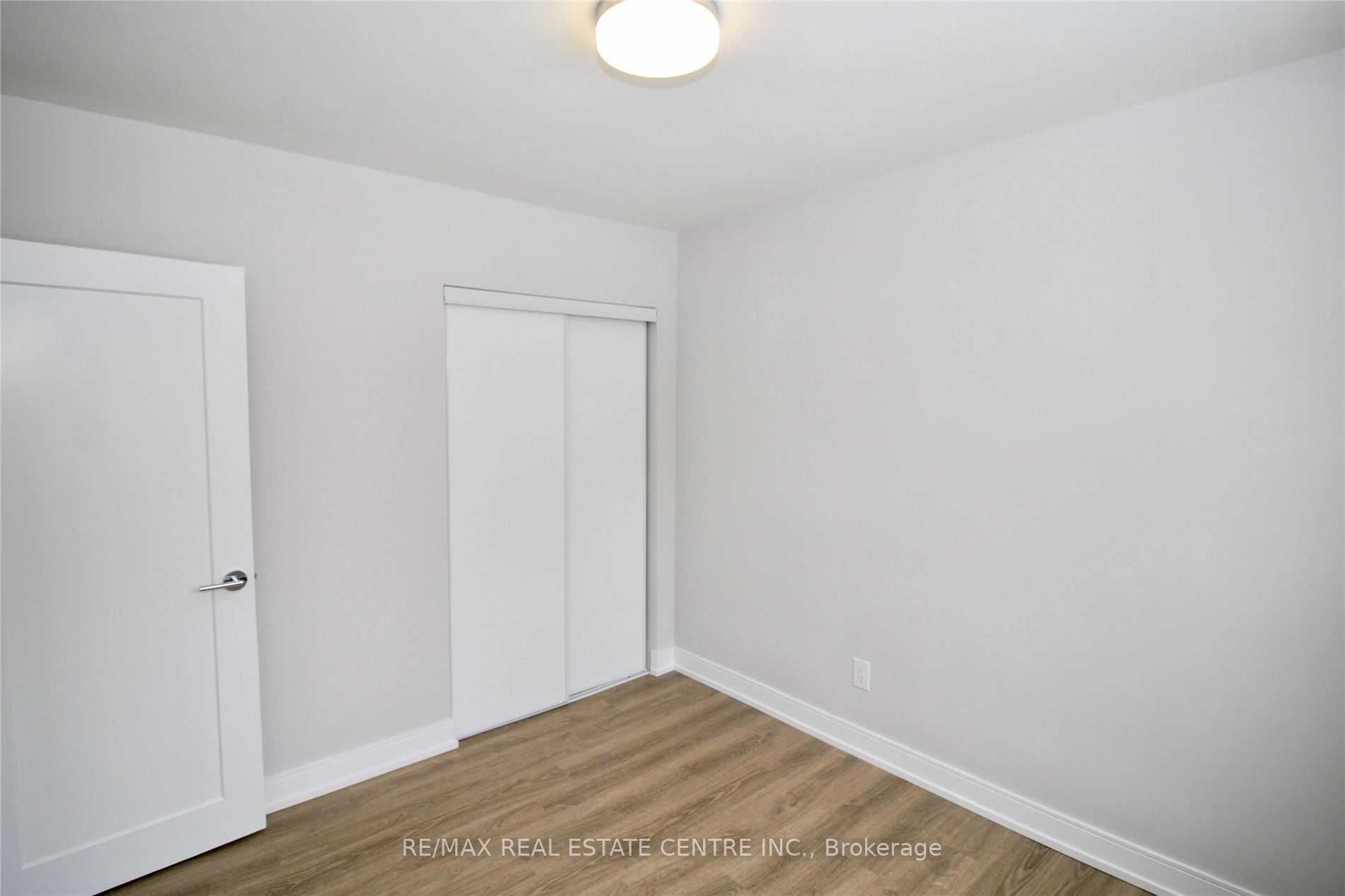 424 Argyle Street S #6 Property Photo 12